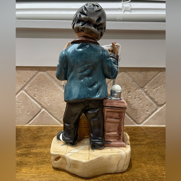 Vintage Large Stock Broker Statue - Picture 4 of 12